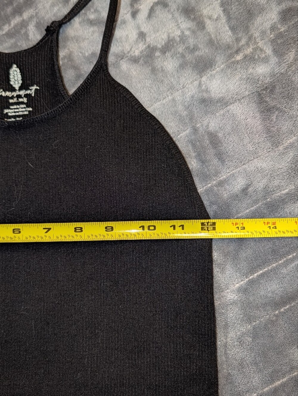 FP Movement by Free People Womens Black Rib Racerback Crop Tank M/L Stretch Gym - Picture 3 of 5